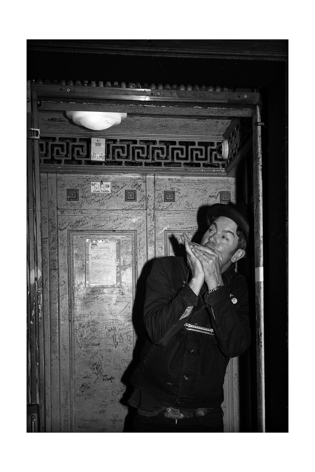 G Love- Elevator portrait Allman Betts Family Revival @ Beacon Theatre (Sat 12/7/24) Black & White Print