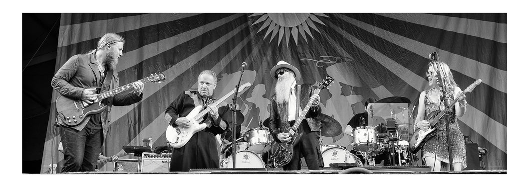 Derek, Jimmie, Billy & Susan- Tedeschi Trucks Band Acura Stage (Thur 4/28/16) 17x48 Black & White Print