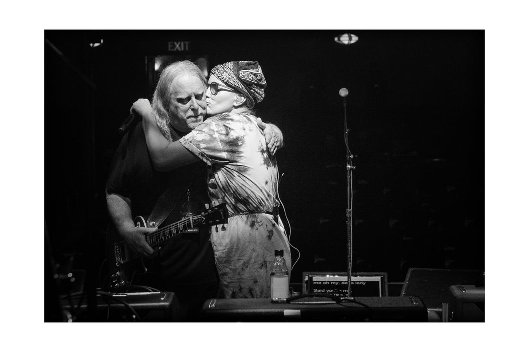 Hugs & Kisses - Warren & Grace @ Love Rocks NYC Rehearsals @ Beacon Theatre 16x24 Black & White Print